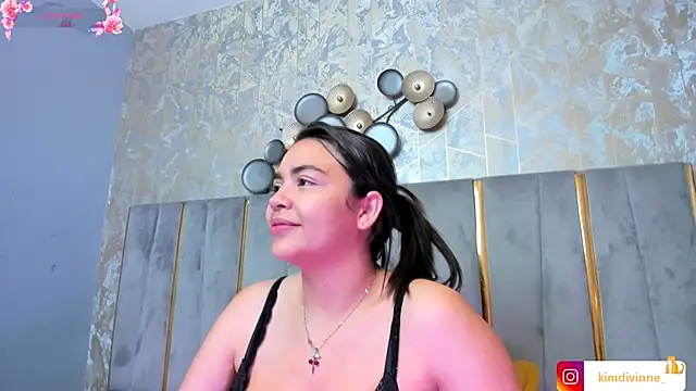 KimDevinne online show from 14, 11, 2025