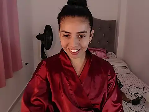 Snapshot of anngela01 chatting on 30, 10, 2025 anngela01 online show from 30, 10, 2025