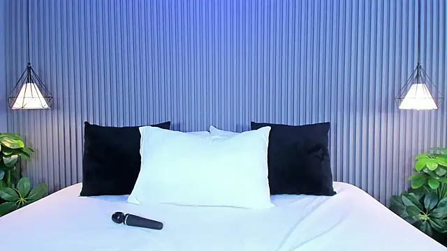 AnahinClar online show from 9, 2, 2026