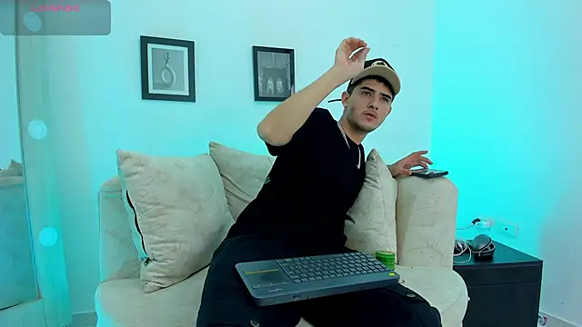 Snapshot of PhilipRich chatting on 20, 1, 2025 PhilipRich online show from 20, 1, 2025