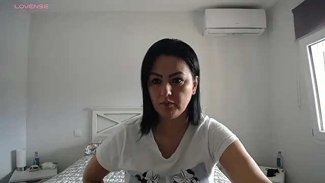 Sofiiaa Cooper online show from 5, 2, 2026