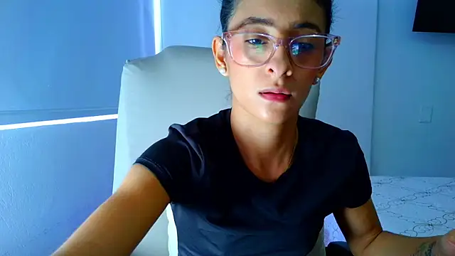 Snapshot of thedianakaro chatting on 31, 7, 2026 thedianakaro online show from 31, 7, 2026