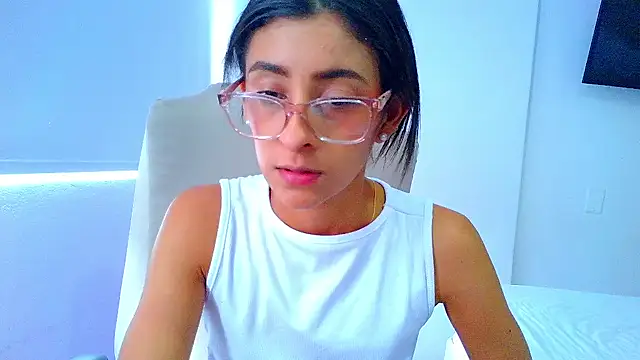 Snapshot of thedianakaro chatting on 3, 8, 2026 thedianakaro online show from 3, 8, 2026