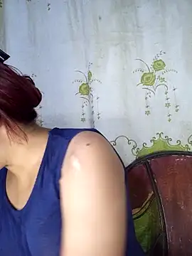 Dafne will online show from 11, 9, 2025