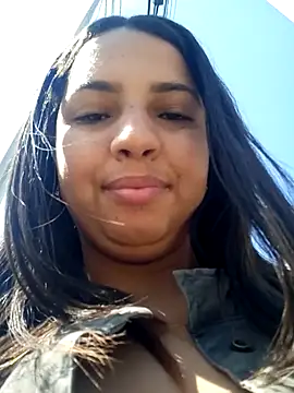 Dafne will online show from 23, 2, 2025
