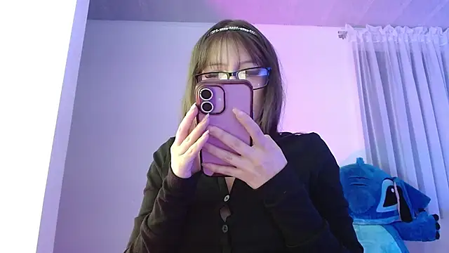 Snapshot of Aurora_blossom__ chatting on 25, 9, 2025 Aurora blossom online show from 25, 9, 2025