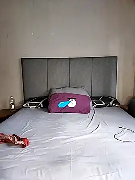 ThickPearlx23 online show from 28, 2, 2026