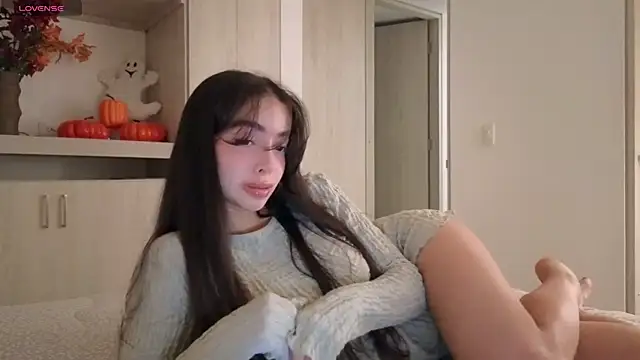 Siny Moore online show from 25, 10, 2025