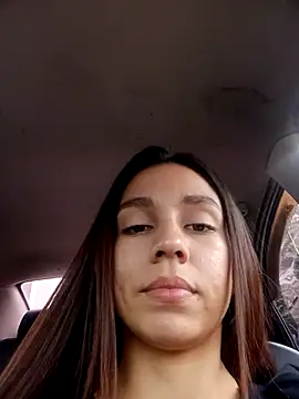 Snapshot of Luci_And_Sofi chatting on 29, 4, 2026 Luci And Sofi online show from 29, 4, 2026
