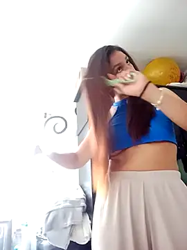 Luci And Sofi online show from 28, 2, 2026