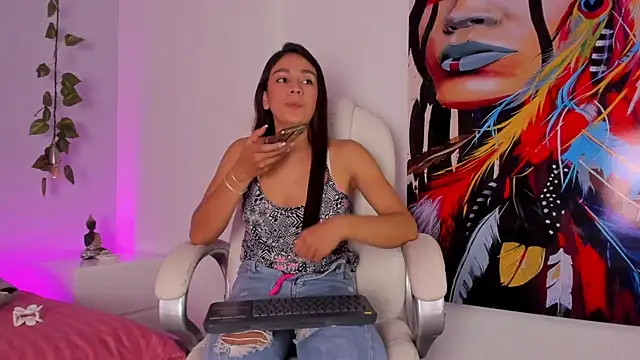 Luci And Sofi online show from 30, 10, 2025