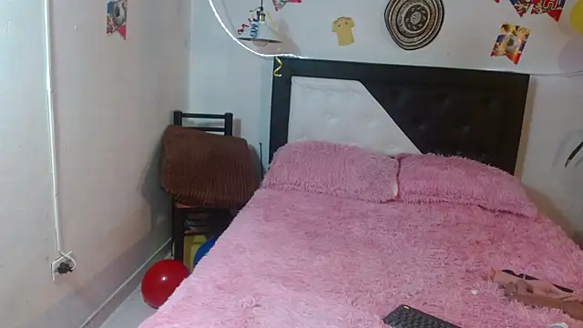 PervertedMature online show from 13, 6, 2026
