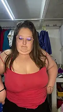 Snapshot of Chloee_ep chatting on 17, 7, 2026 Chloee ep online show from 17, 7, 2026