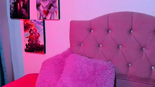 Snapshot of Mila_nixon02 chatting on 13, 5, 2026 Mila nixon02 online show from 13, 5, 2026