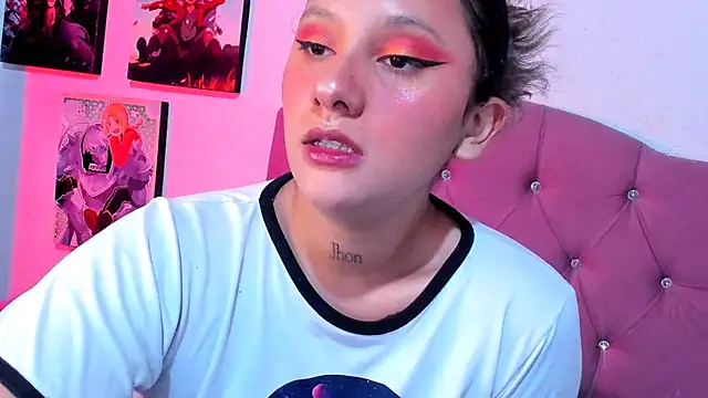 Snapshot of Mila_nixon02 chatting on 9, 11, 2025 Mila nixon02 online show from 9, 11, 2025