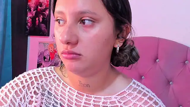 Snapshot of Mila_nixon02 chatting on 13, 10, 2025 Mila nixon02 online show from 13, 10, 2025