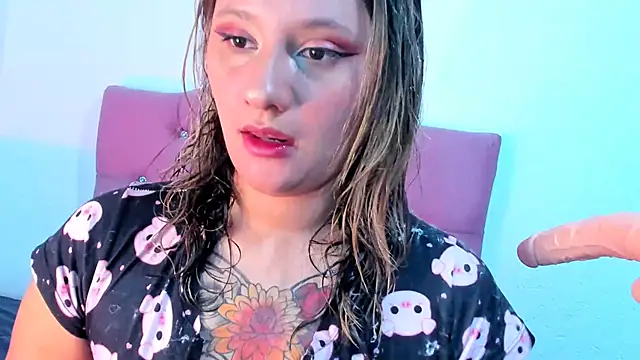 Snapshot of Mila_nixon02 chatting on 15, 2, 2025 Mila nixon02 online show from 15, 2, 2025
