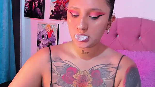 Snapshot of Mila_nixon02 chatting on 8, 10, 2025 Mila nixon02 online show from 8, 10, 2025