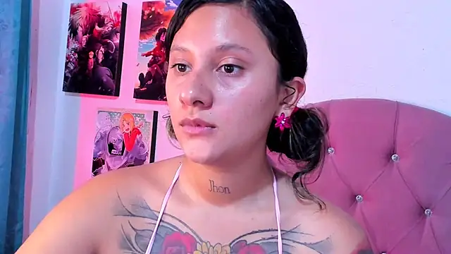 Snapshot of Mila_nixon02 chatting on 3, 11, 2025 Mila nixon02 online show from 3, 11, 2025