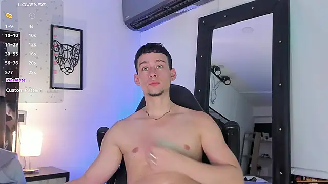 JadeSmiith  online show from 13, 3, 2025