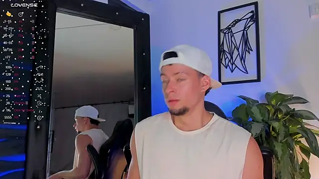 JadeSmiith  online show from 8, 11, 2025