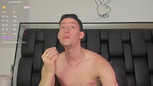 JadeSmiith  online show from 23, 2, 2025