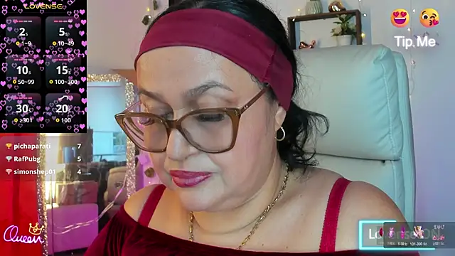 Gia Nahomi online show from 15, 5, 2026