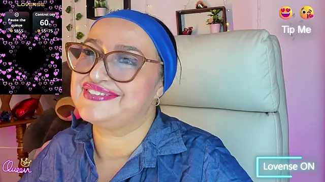 Gia Nahomi online show from 8, 5, 2026