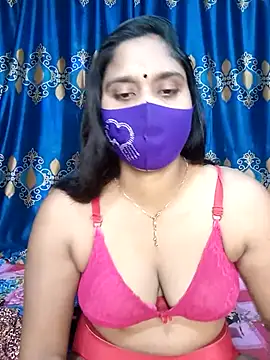 Hot Maleka online show from 2, 3, 2025