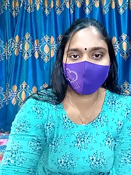 Hot Maleka online show from 8, 3, 2025