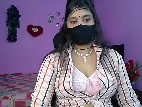 Snapshot of Hot_Maleka chatting on 25, 5, 2026 Hot Maleka online show from 25, 5, 2026