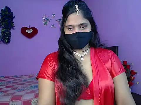 Snapshot of Hot_Maleka chatting on 10, 5, 2026 Hot Maleka online show from 10, 5, 2026
