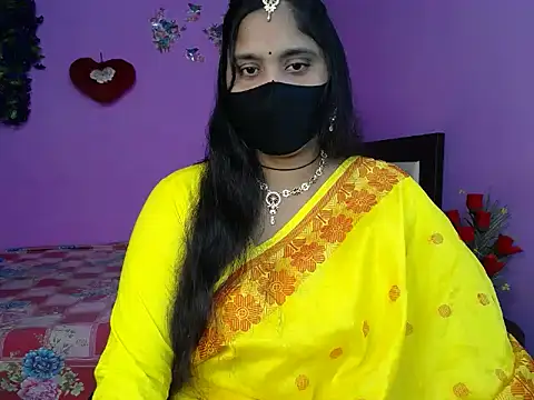 Snapshot of Hot_Maleka chatting on 5, 5, 2026 Hot Maleka online show from 5, 5, 2026