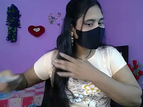 Hot Maleka online show from 19, 4, 2026