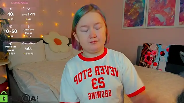 Snapshot of Sara_Robinson chatting on 9, 1, 2026 Sara Robinson online show from 9, 1, 2026