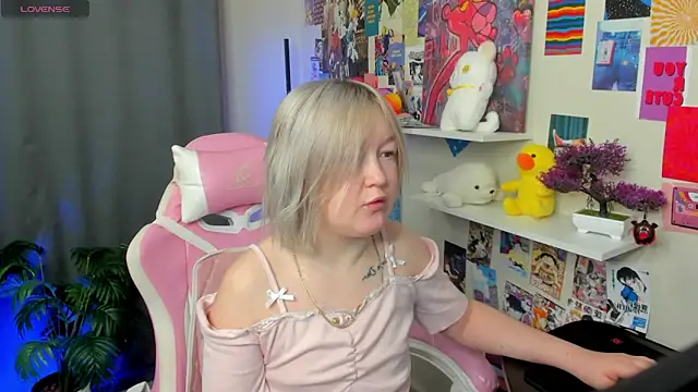 Sara Robinson online show from 17, 4, 2026