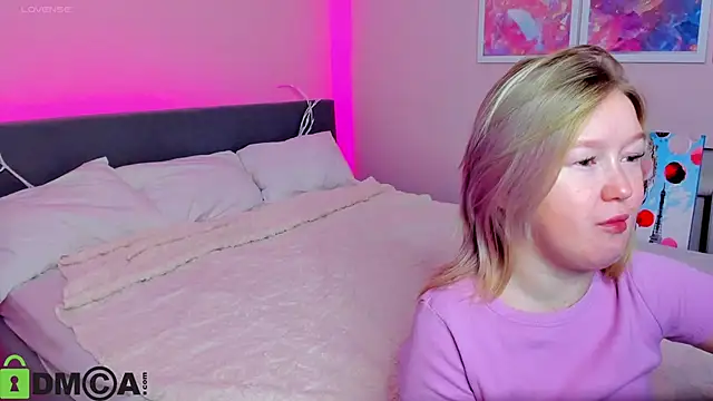 Sara Robinson online show from 14, 10, 2025