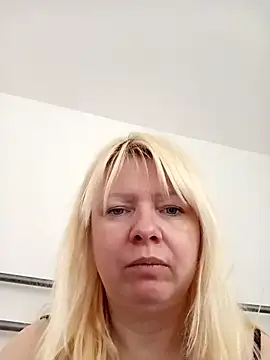 Snapshot of Lauri_scherri chatting on 18, 5, 2026 Lauri scherri online show from 18, 5, 2026