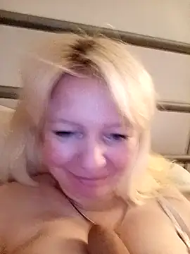 Snapshot of Lauri_scherri chatting on 14, 5, 2026 Lauri scherri online show from 14, 5, 2026