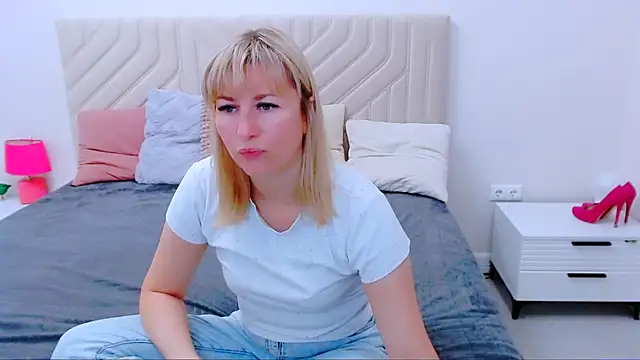 Snapshot of Incredible_Ariela chatting on 19, 7, 2026 Incredible Ariela online show from 19, 7, 2026