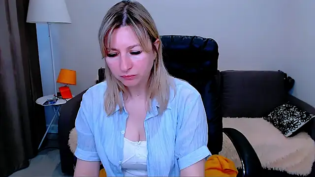 Snapshot of Incredible_Ariela chatting on 11, 6, 2026 Incredible Ariela online show from 11, 6, 2026