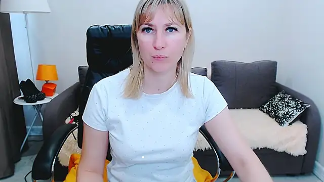 Snapshot of Incredible_Ariela chatting on 18, 7, 2026 Incredible Ariela online show from 18, 7, 2026