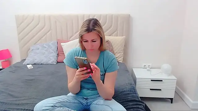 Snapshot of Incredible_Ariela chatting on 22, 5, 2026 Incredible Ariela online show from 22, 5, 2026