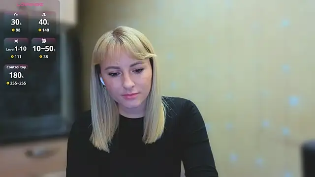 Snapshot of Smoorodinkaa chatting on 16, 11, 2025 Smoorodinkaa online show from 16, 11, 2025