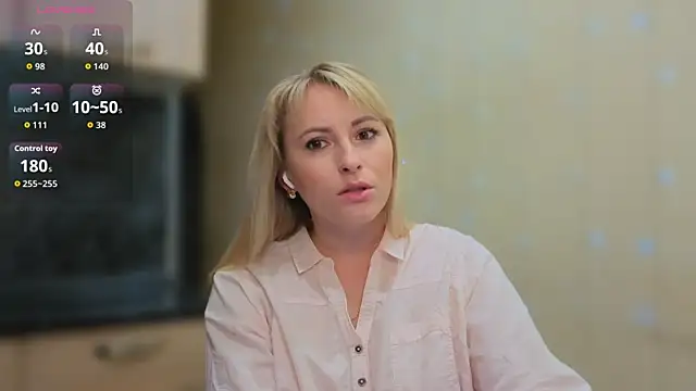 Snapshot of Smoorodinkaa chatting on 11, 10, 2025 Smoorodinkaa online show from 11, 10, 2025