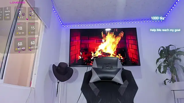 Snapshot of emily_palmeer chatting on 24, 10, 2025 emily palmeer online show from 24, 10, 2025