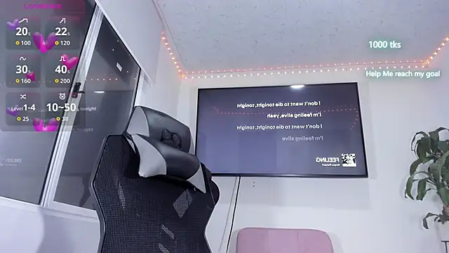 Snapshot of emily_palmeer chatting on 14, 10, 2025 emily palmeer online show from 14, 10, 2025