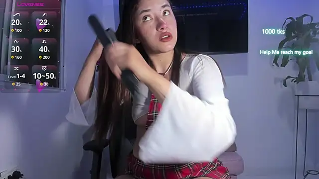 Snapshot of emily_palmeer chatting on 15, 10, 2025 emily palmeer online show from 15, 10, 2025