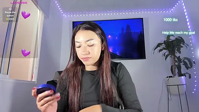 emily palmeer online show from 29, 11, 2025