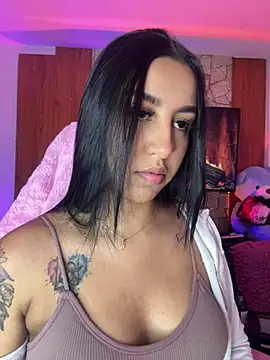 Tamara Roberts1 online show from 3, 4, 2026